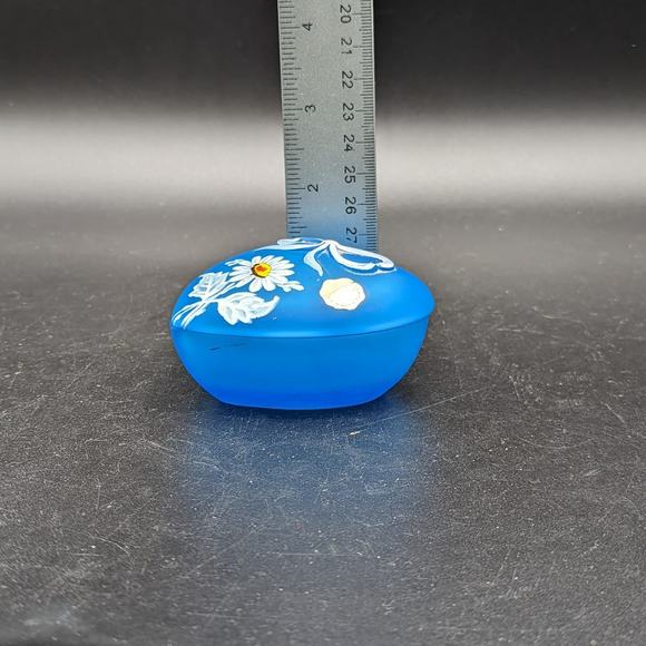 Vintage Westmoreland Blue Glass Hand Painted Daisy Small Trinket Dish As Is - Picture 12 of 14